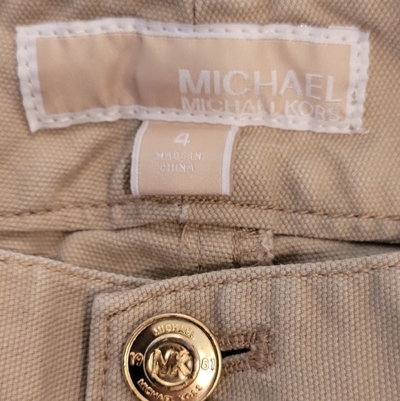 MICHAEL KORS Tan Skinny Jeans, Double Gold Tone Button, Zip Closure - Picture 8 of 11